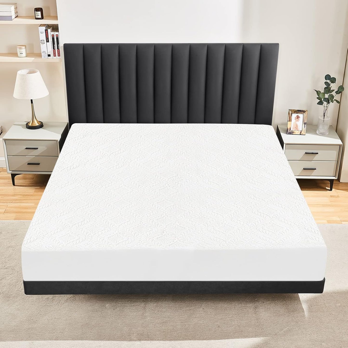 Sufdari Mattress Protector,Waterproof 18" Deep Pocket Mattress Cover Fitted Sheet Style with Elastic Rubber Band,Washable and Easy Care-Black,Queen