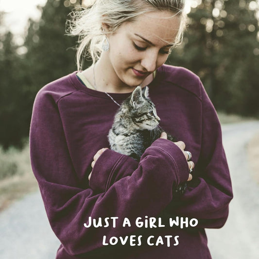 Cat Lover Gifts Women, Black Cat Journal 200 Pages Engraved Notebook A5 Lined with Pen, Black Cat Gift, Cat Humor Themed Gifts for Cat People, Crazy Cat Lady, Cat Owner, Cat Mom Birthday Christmas