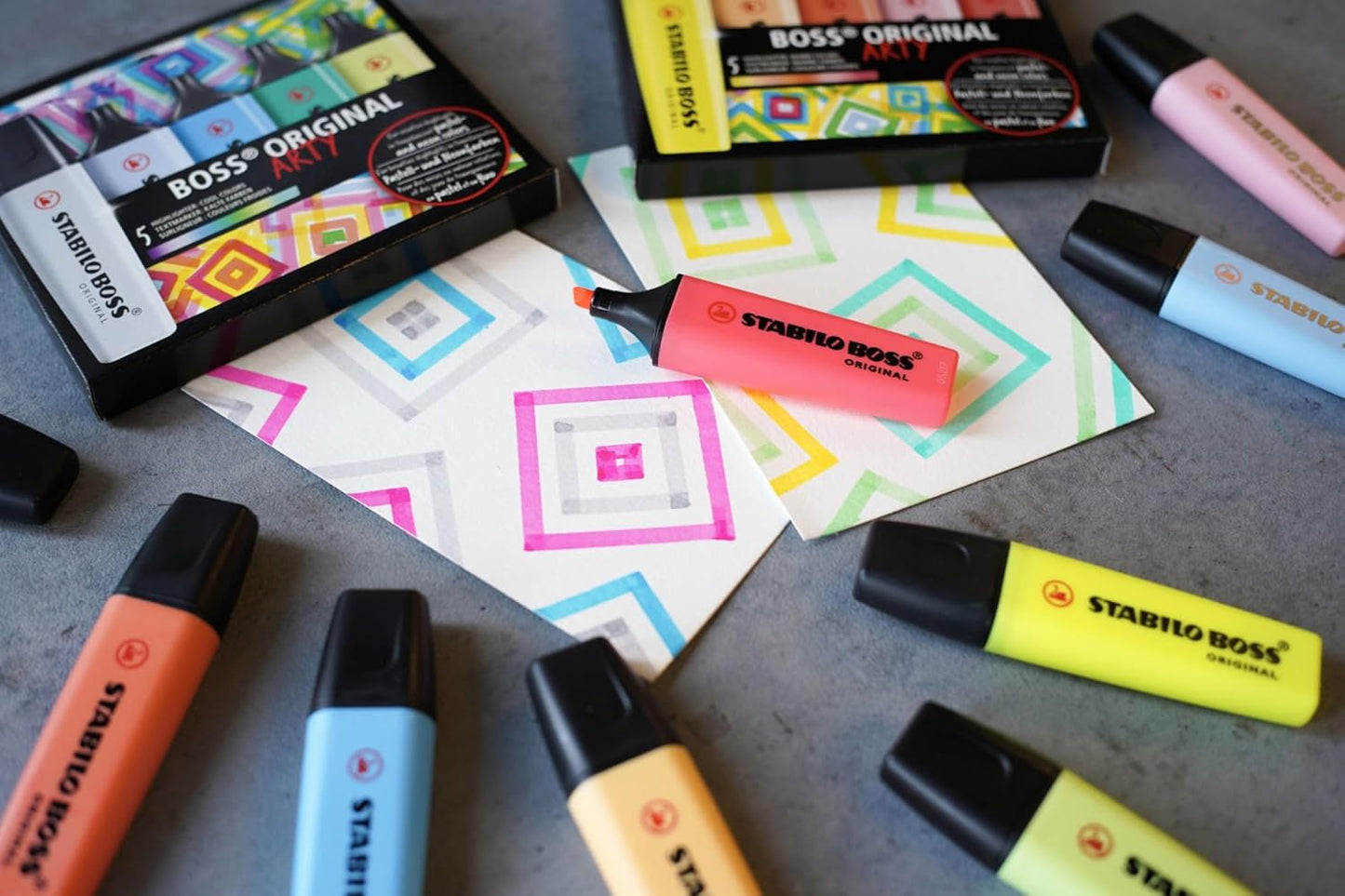 STABILO Highlighter BOSS ORIGINAL - ARTY - Pack of 10 - Cool Colors, Chisel Tip, Anti-Dry Out Technology