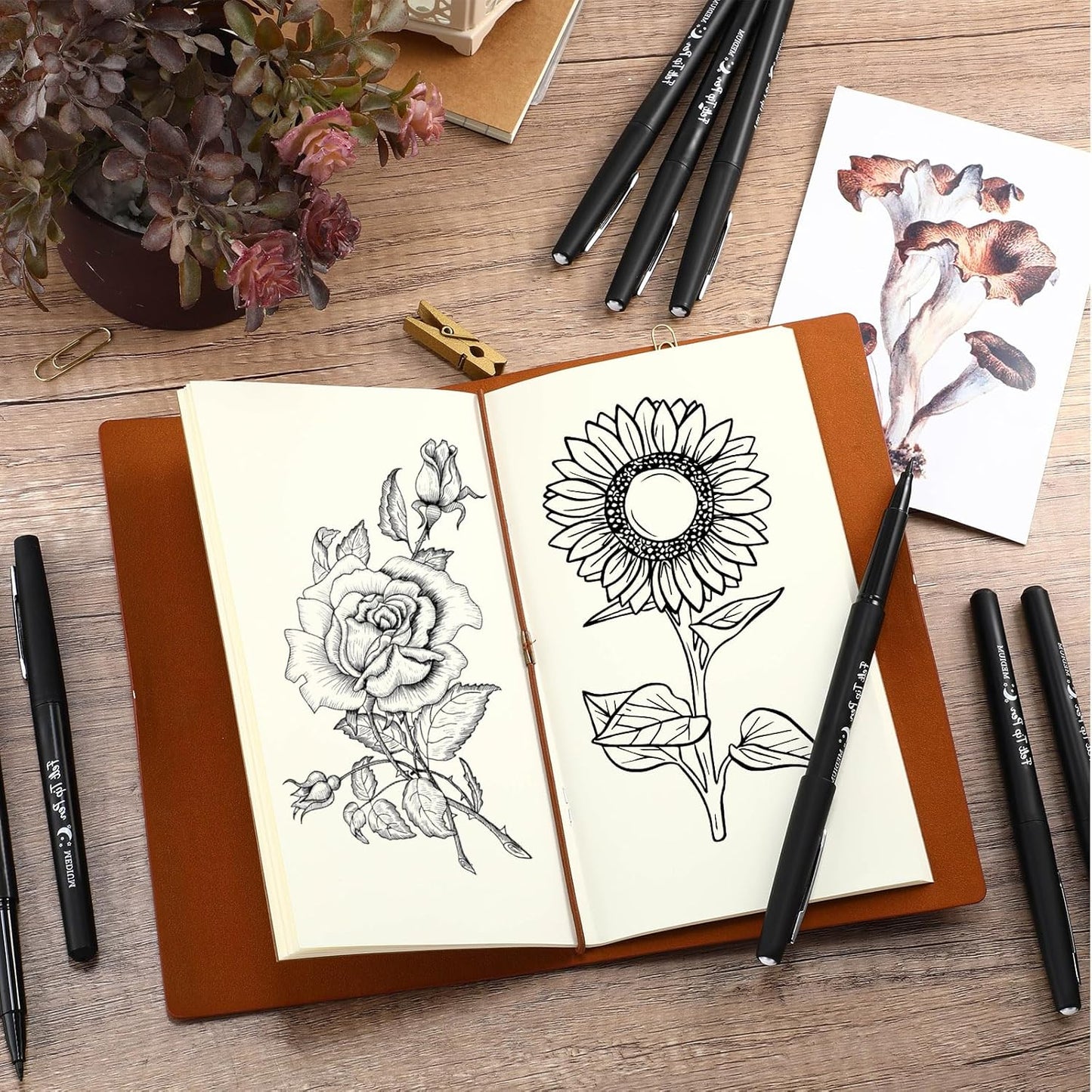 Fuyoooo 150 Pcs Black Felt Tip Pens Bulk 0.7mm Medium Point Felt Pens Journal Planner Markers Pen for Journaling, Writing, Note Taking Art Office Supplies