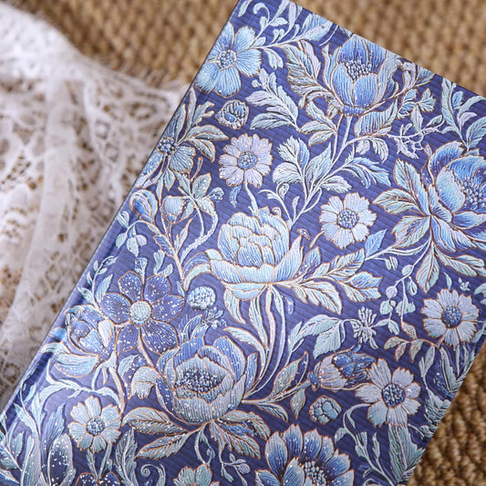 Hardcover Lined Journal - 224 Pages 100GSM Thick Paper A5 Notebook with Gilded Edges, Elegant Blue Damask Floral Pattern, Classic Aesthetic Diary for Women