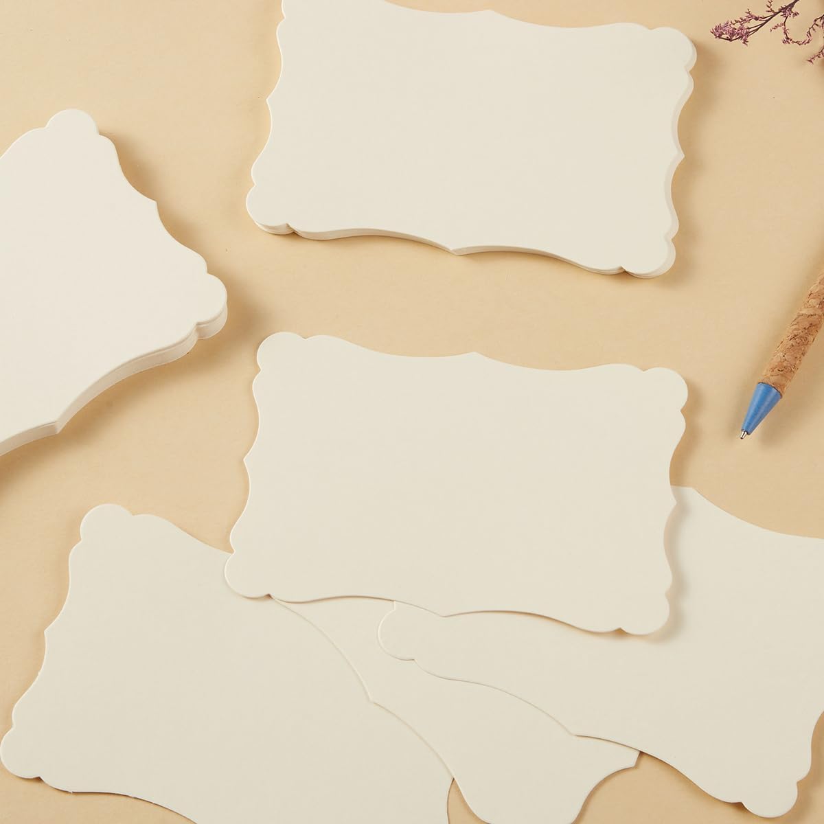 50 Pack Blank Kraft Cards Cardstock Thick Paper Brown Greeting Cards for DIY Gift Card Menus, Baby Shower and Wedding Invitations (Multicolored, 5x7IN)