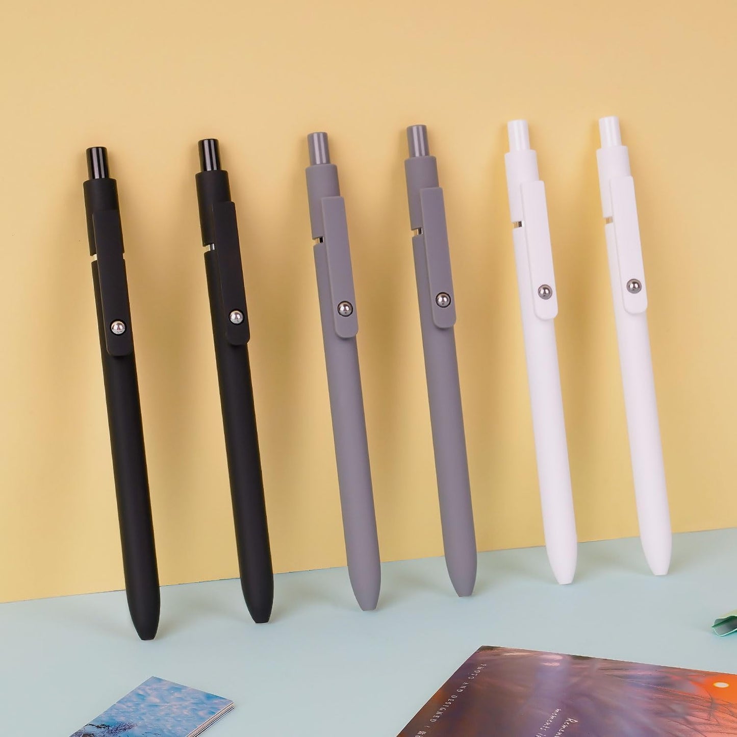 FIOVER 5pcs Gel Pens Quick Dry Ink Pens Fine Point Premium Retractable Rolling Ball Gel Pens Black Ink Smooth Writing for School Office Home