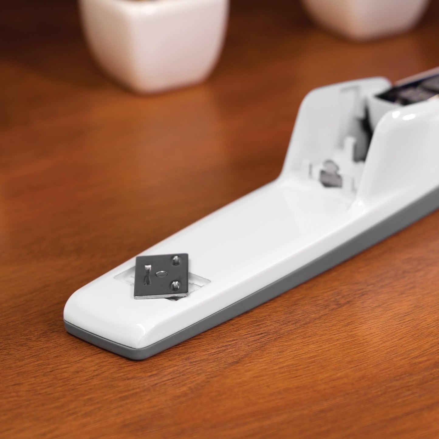 Swingline Stapler, 30 Sheet Capacity, 747 Business Stapler, Jam Free, Metal, Rio Red (74736)