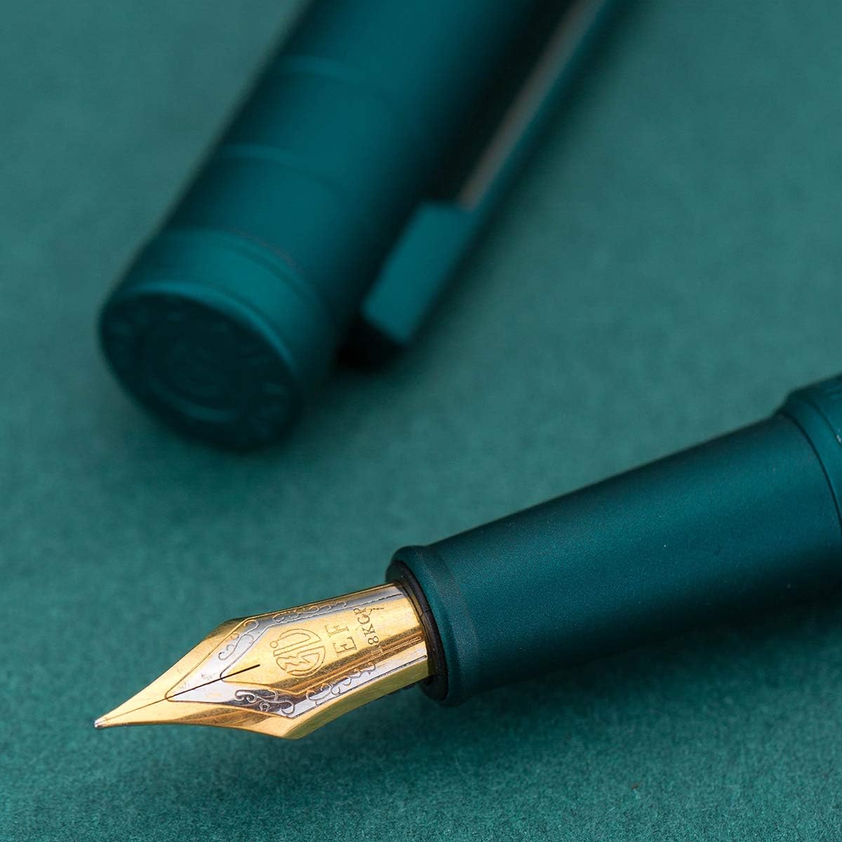 Hongdian Matte Black Forest Rollerball Pen with Schmidt Black Ink Refill, Classic Design with Metal Case for Business Signature