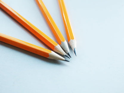 S & E TEACHER'S EDITION 432Pcs Pencils & Erasers Tops Set, 288 Pcs Pre-sharpened pencils No. 2, with 144Pcs Eraser Caps, #2 HB pencil sharpened, Back to school, 432Pcs/box.