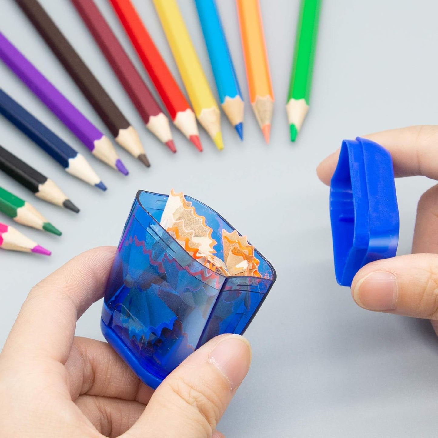KIDMEN 24 PCS 2 Holes Small Manual Pencil Sharpener with Lid,for Kids,School