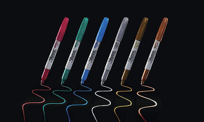 Sharpie Metallic Permanent Markers | Fine Point for Bold Details | Gold | 1 Marker Pen