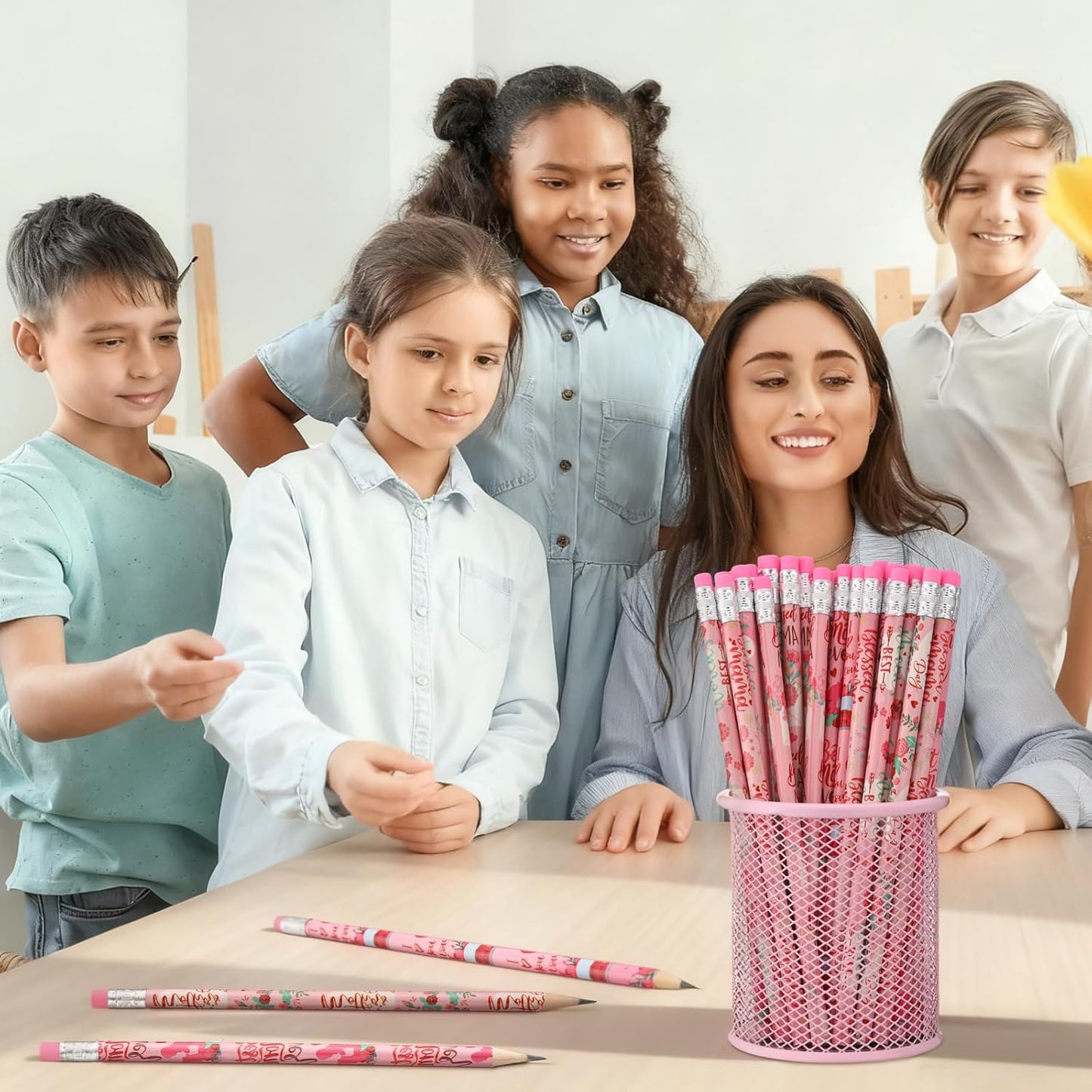 Fullhawl 120 Pcs Witch Party Favor Pencil Bulk Pink and Green Pencil Gift Witch Party Favors for Office School for Pink and Green Movie Supplies