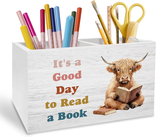 Highland Cow Reading Book Pen Holder for Desk, Book Lover Reader Gifts Pencil Organizer, Highland Cow Gifts Wooden Box Sign Desk Decor for Reading Room Library Classroom Decoration