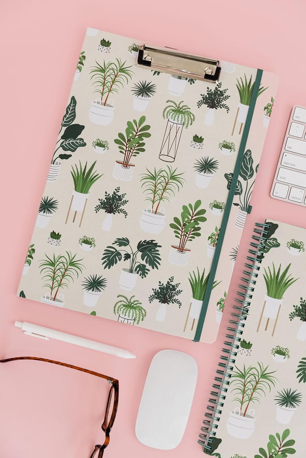 Steel Mill & Co Cute Clipboard Folio with Refillable Lined Notepad and Interior Storage Pocket, Floral Padfolio for Work, Garden Blooms Cream