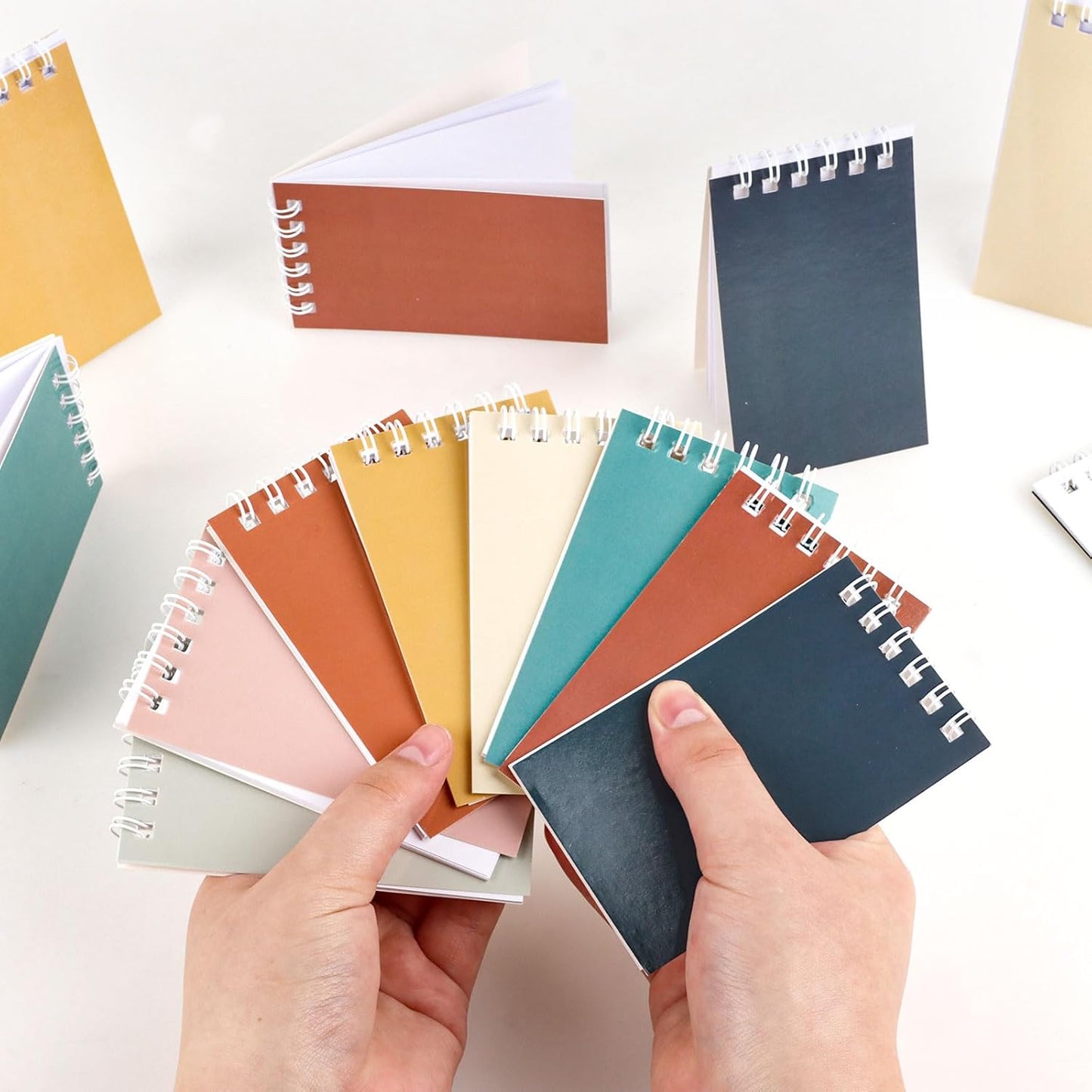 Hooqict 24 Pack Small Pocket Notebook Mini Notebooks Bulk Small Spiral Notepads with 8 Colors, Memo Note Pads for Kids, Work, Office, School, 3.9 x 2.4 Inches