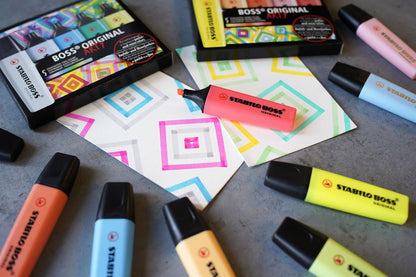 STABILO Highlighter BOSS ORIGINAL - ARTY - Pack of 10 - Cool Colors, Chisel Tip, Anti-Dry Out Technology