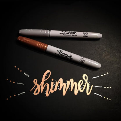 Sharpie Metallic Permanent Markers | Fine Point for Bold Details | Gold | 1 Marker Pen