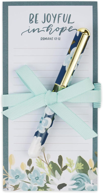 Christian Art Gifts Compact Magnetic Notepad & Medium Ballpoint Pen Set: Trust in the Lord Inspirational Scripture, Shopping Lists, Memos, Reminders, 70 Lined Easy Tear-off Sheets, Purple/Teal Floral