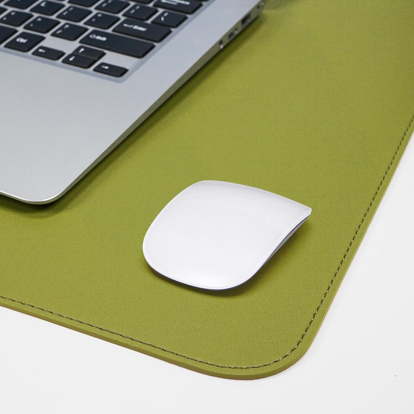 Large Desk Mat 47.2" x 17" Leather Desk Pad Protector with Natural Cork & PU Leather, Non-Slip Office Desk Mat, Large Mouse Pad, Waterproof Desk Blotter pad for Office&Home(Black)