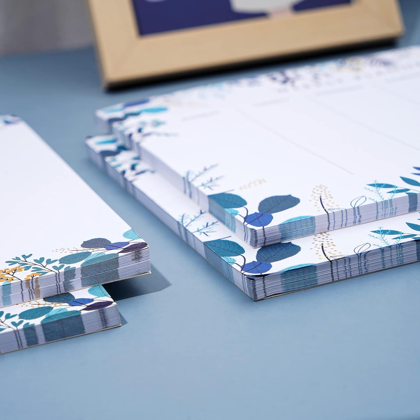 Weekly Planner Notepad Tear Off Set of 2 Weekly Calendar Pad 52 Undated To Do List Notepad Sheets Desk Planner Planning Pads Productivity Tracker for Work Goals Notes Schedule Ideas, Floral Blue