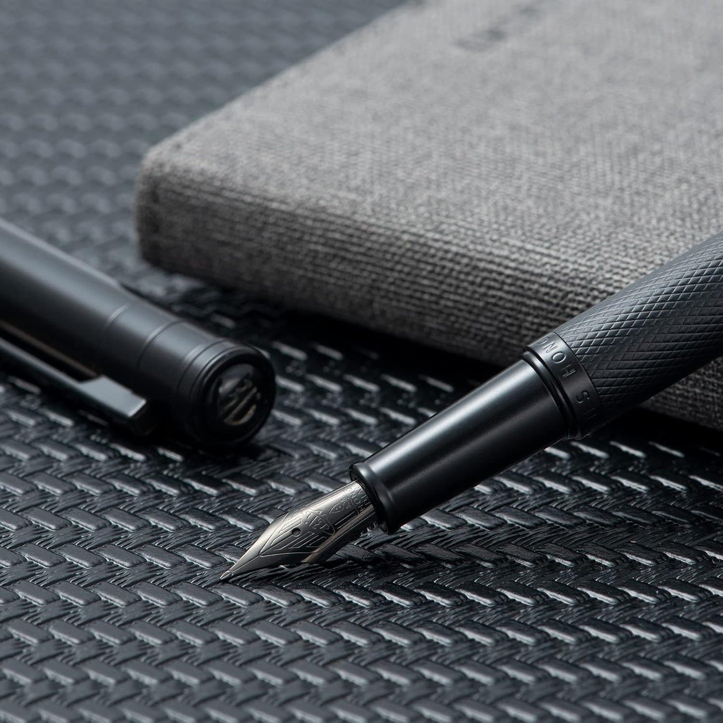 Hongdian Matte Black Forest Rollerball Pen with Schmidt Black Ink Refill, Classic Design with Metal Case for Business Signature