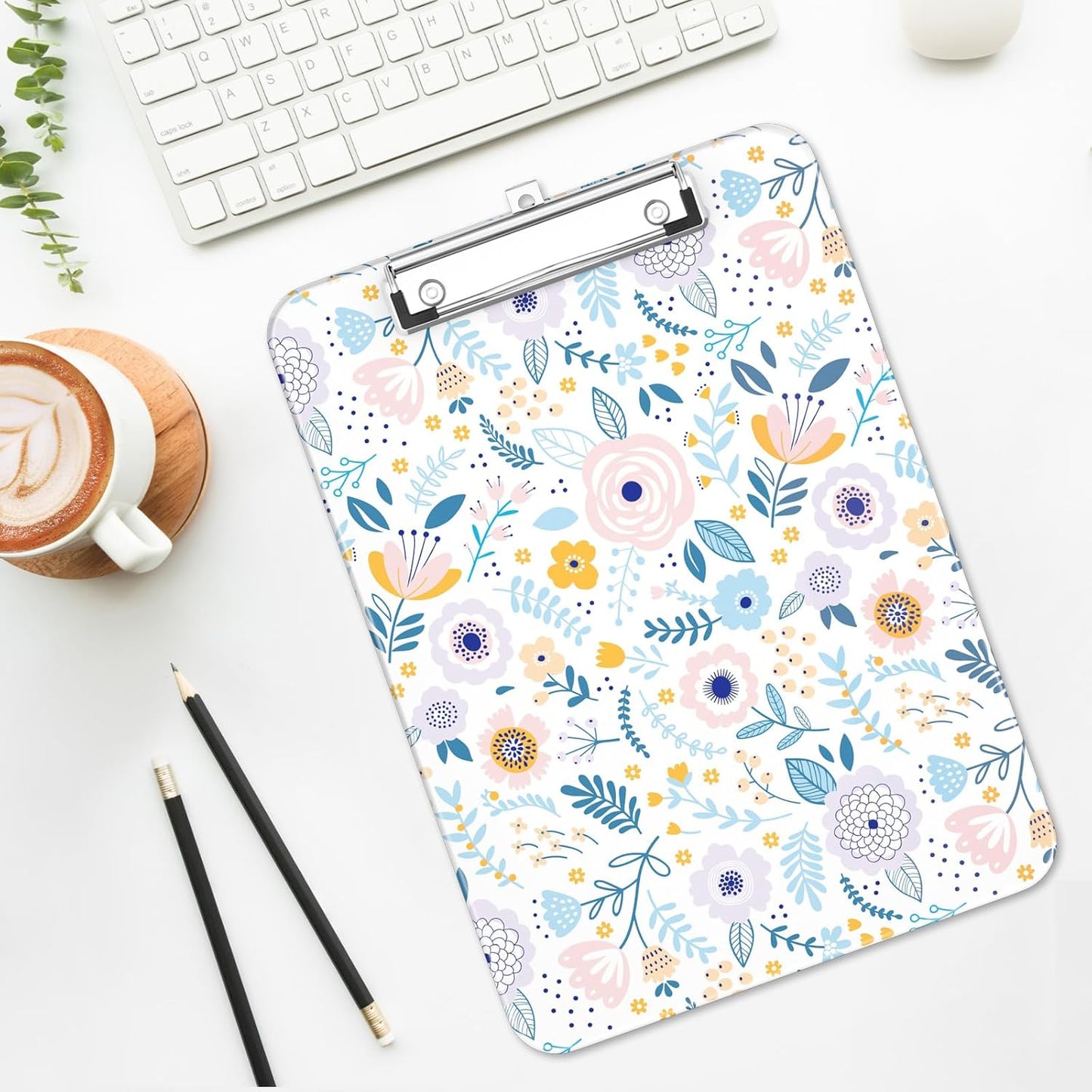 Plastic Cute Clipboard Low-Profile Metal Clip, A4 Letter Size 9 x 12.5 in, 8.5 x 11 Paper Clip Board for Teachers, Nurses, Classroom,Cute Black Cats