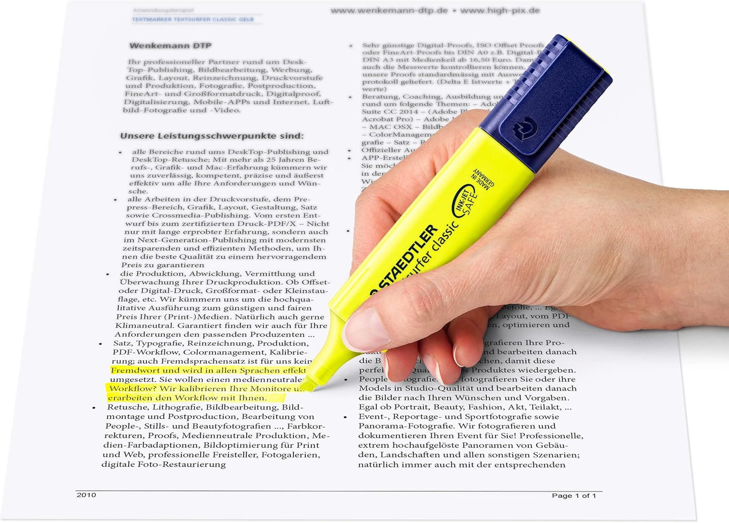 STAEDTLER Textsurfer Classic Highlighters - 4 Colors Rainbow Set with Stand, Ultra-Soft Chisel Tip, Fast-Drying Ink, Large Reservoir for Extended Use