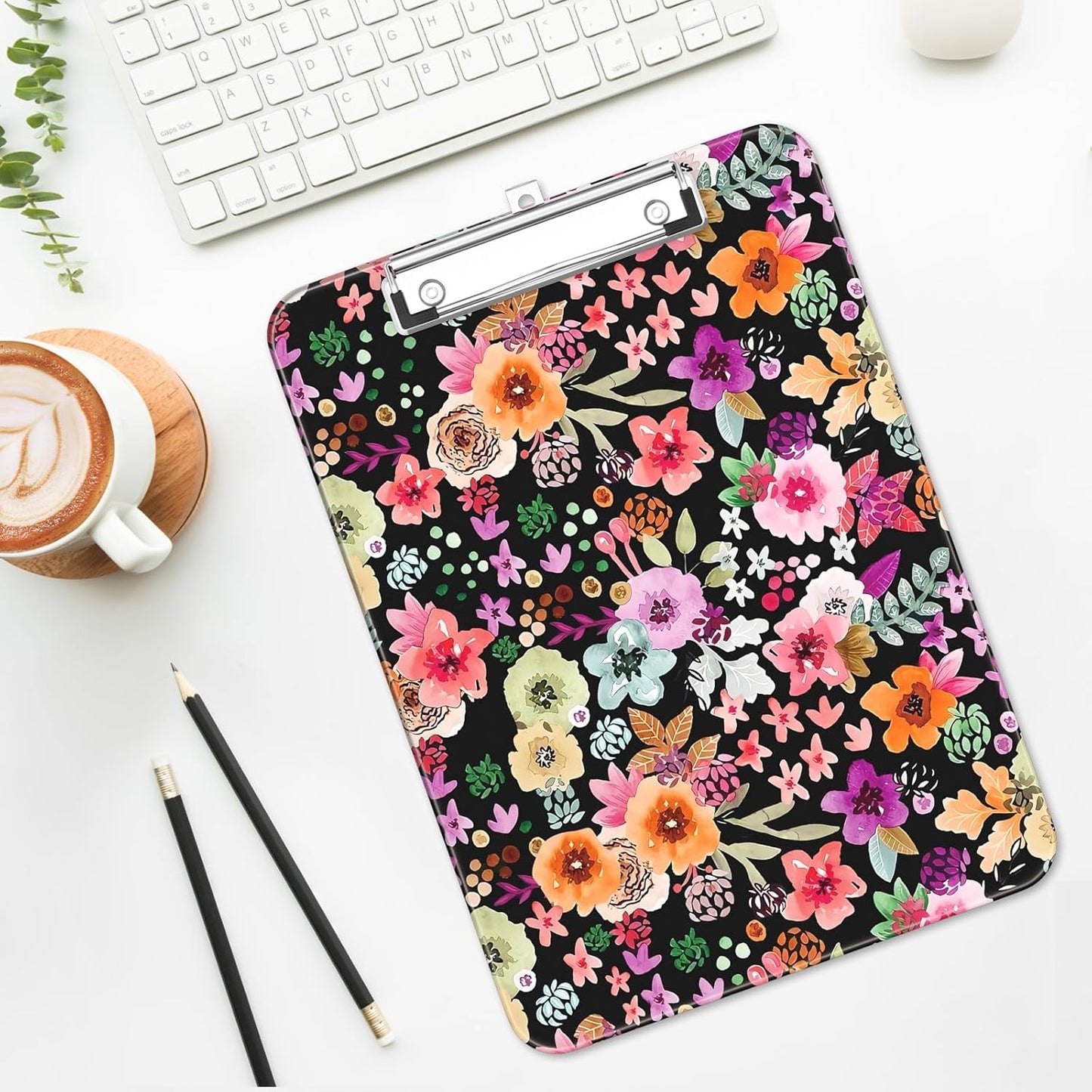 Plastic Cute Clipboard Low-Profile Metal Clip, A4 Letter Size 9 x 12.5 in, 8.5 x 11 Paper Clip Board for Teachers, Nurses, Classroom,Cute Black Cats