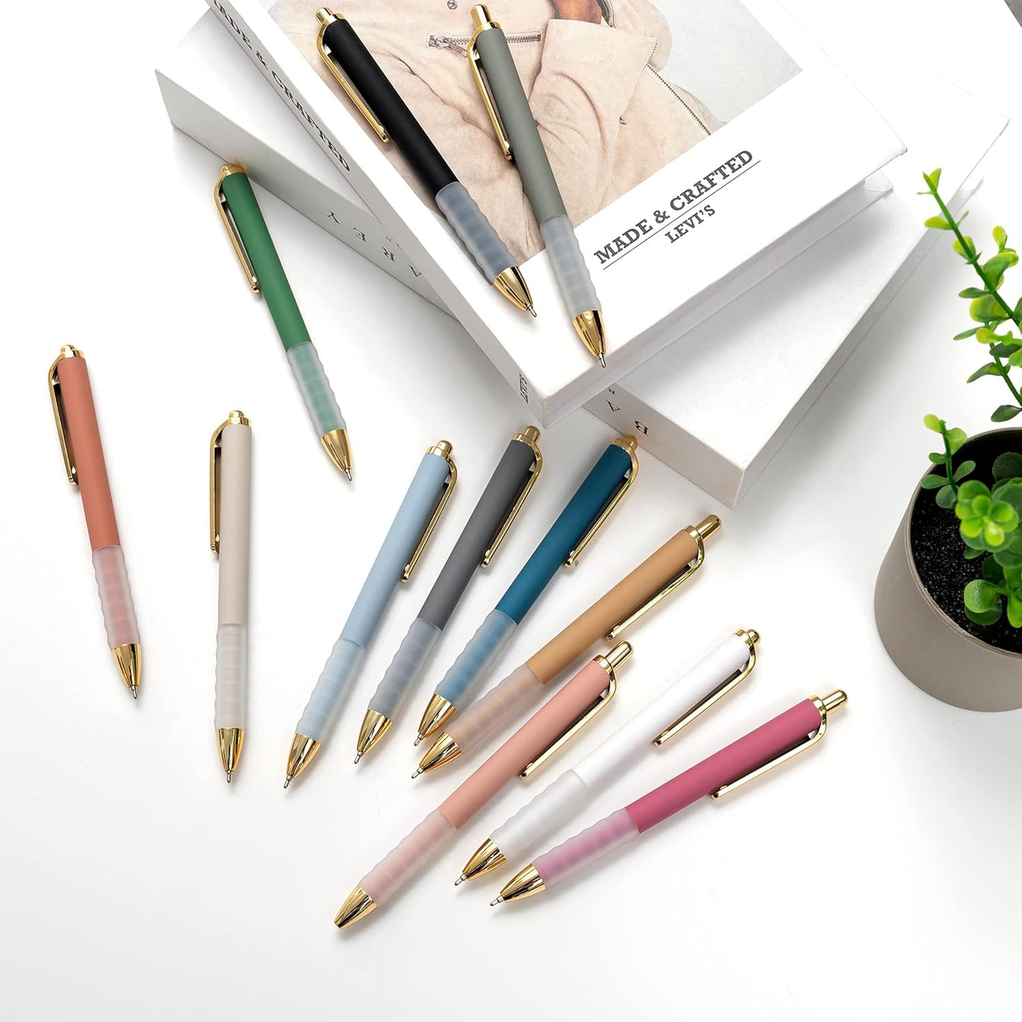 Linbsunne Ballpoint Pens Black Medium Point 1mm Pen with Super Soft Grip Ball Point Pen for Men Women Retractable Pens