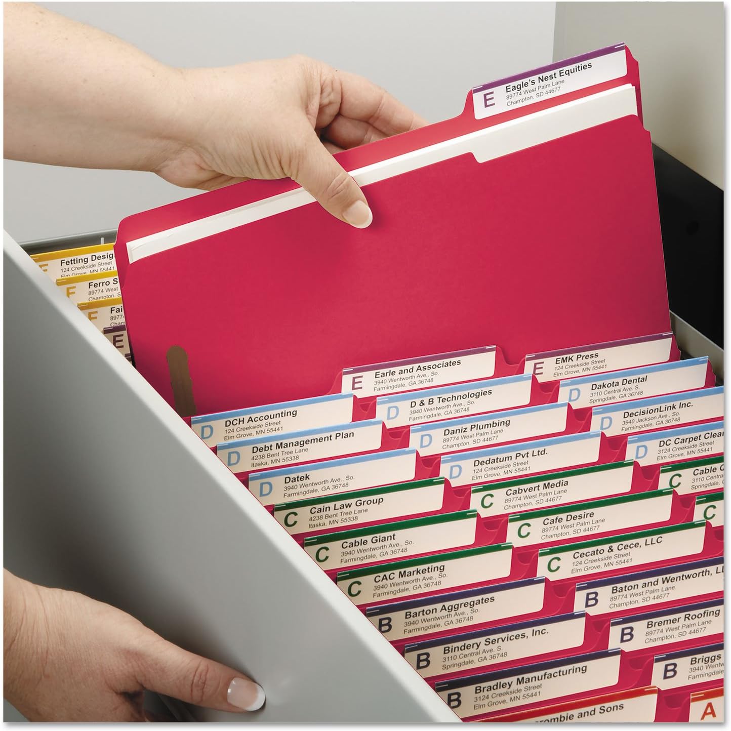 Pendaflex Fastener Folders, 2 Fasteners, Letter Size, Green, 1/3 Cut Tabs in Left, Right, Center Positions, 50 per Box (22140GW)