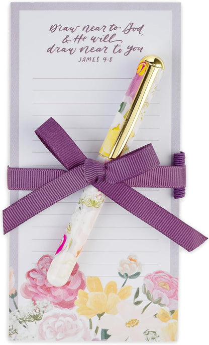 Christian Art Gifts Compact Magnetic Notepad & Medium Ballpoint Pen Set: Trust in the Lord Inspirational Scripture, Shopping Lists, Memos, Reminders, 70 Lined Easy Tear-off Sheets, Purple/Teal Floral