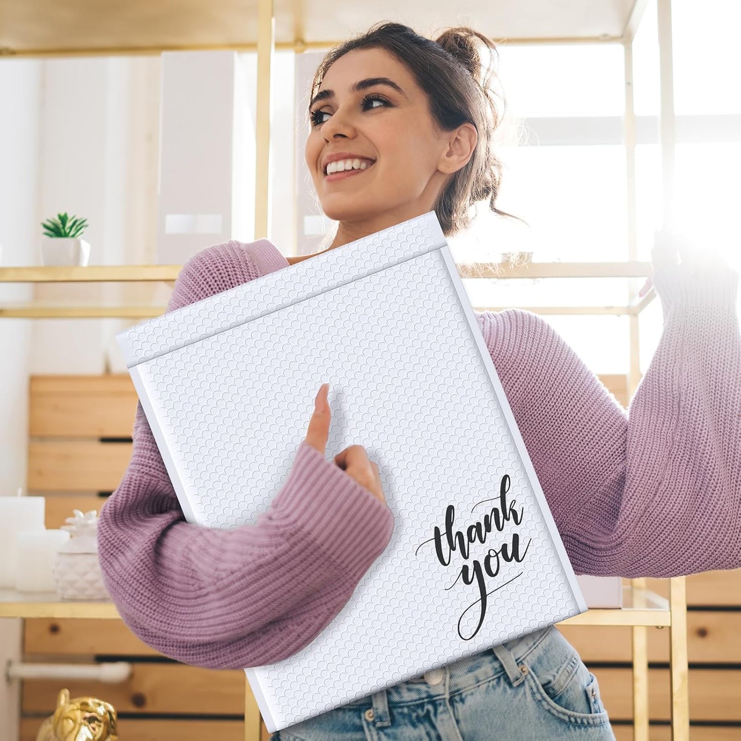 Fuxury Bubble Mailer 6x10" 100 Pack White Bubble Mailers Usable Size 6x9" Self Seal Padded Mailing Envelopes Opaque Bubble Padded Mailer for Small Business Mailing Jewelry Makeup Small Items