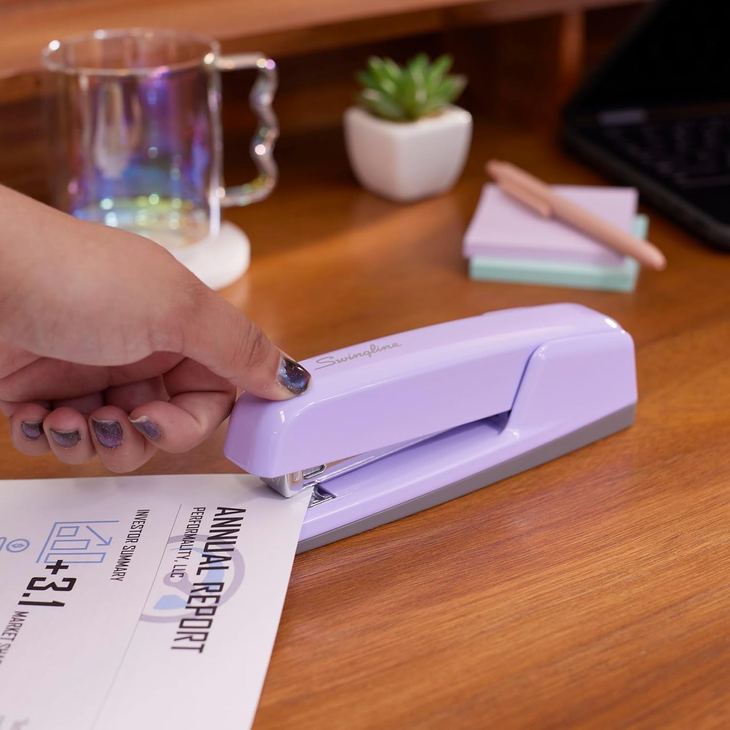 Swingline Stapler, 30 Sheet Capacity, 747 Business Stapler, Jam Free, Metal, Rio Red (74736)
