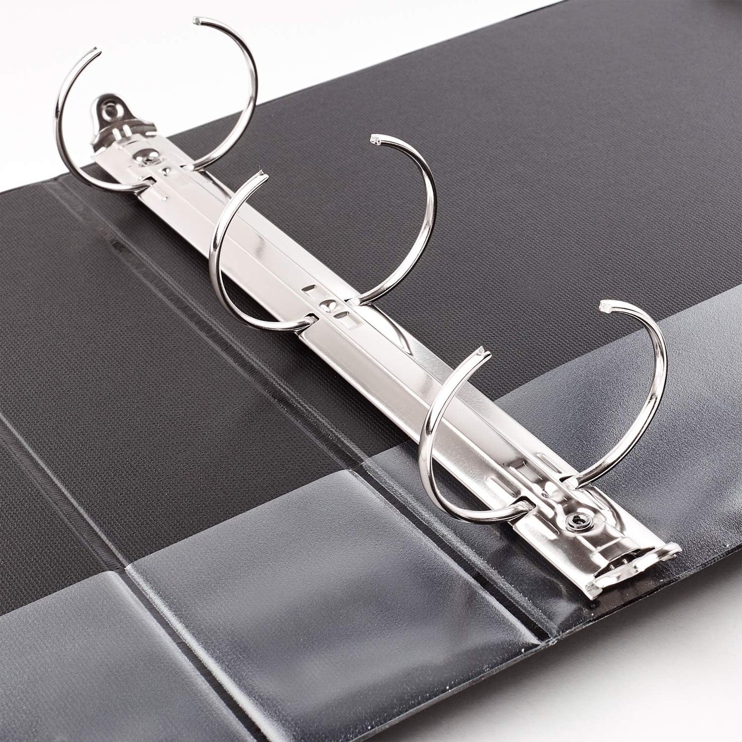 Avery Standard View 3 Ring Binders, 0.5" Round Rings, 100-Sheet Capacity, 0.7 Inch Wide Spine, Black Binders, Ideal for Lightweight Organization and Occasional Referencing (12-Pack of 05705)