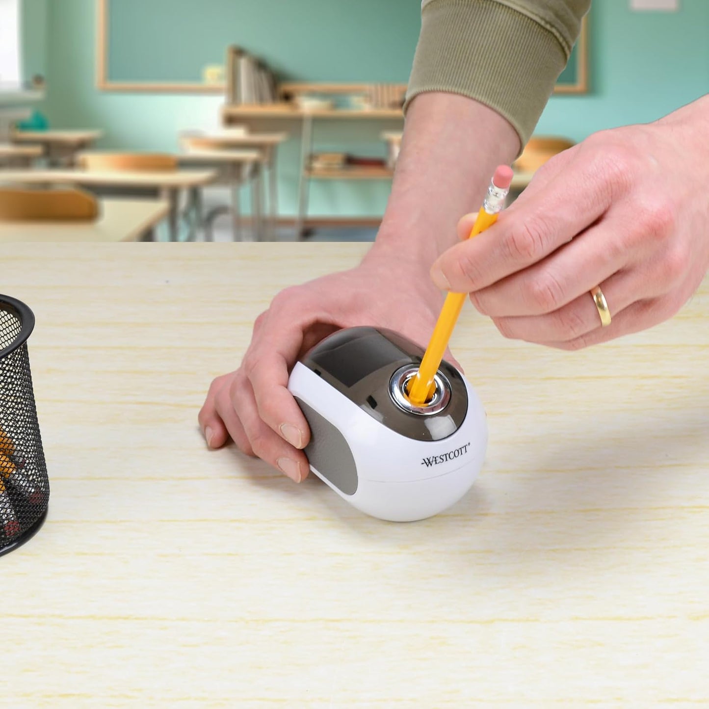 Westcott iPoint Dash Battery Pencil Sharpener, White