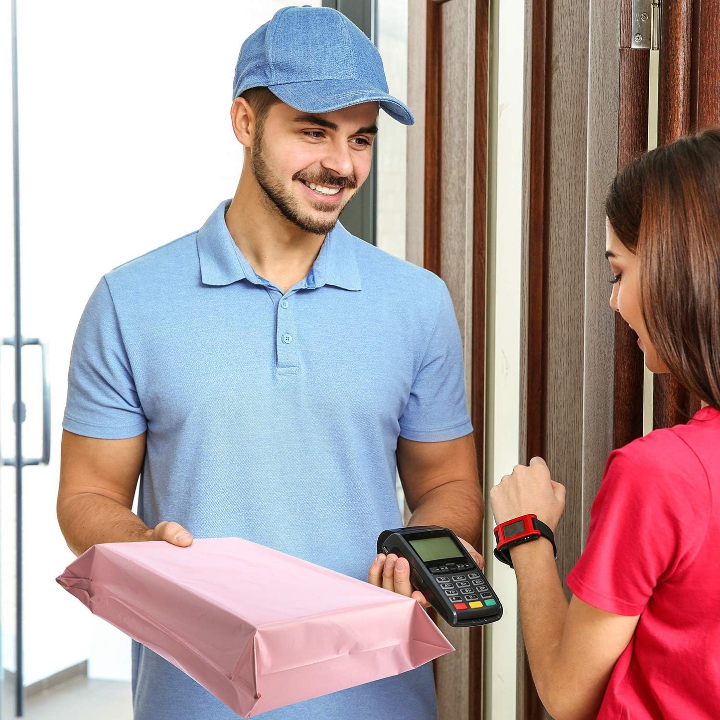 Metronic Poly Mailers 10X13 100 Pack, Strong Adhesive Shipping Envelopes for Clothing, Medium Shipping Bags for Small Businesses, Waterproof Mailers Poly Bags, Packages Bags Light Pink