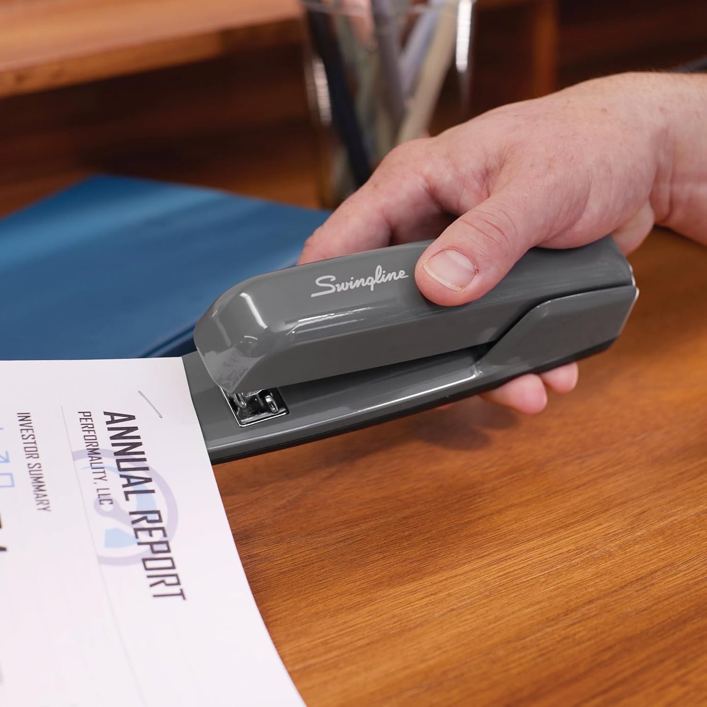 Swingline Stapler, 30 Sheet Capacity, 747 Business Stapler, Jam Free, Metal, Rio Red (74736)