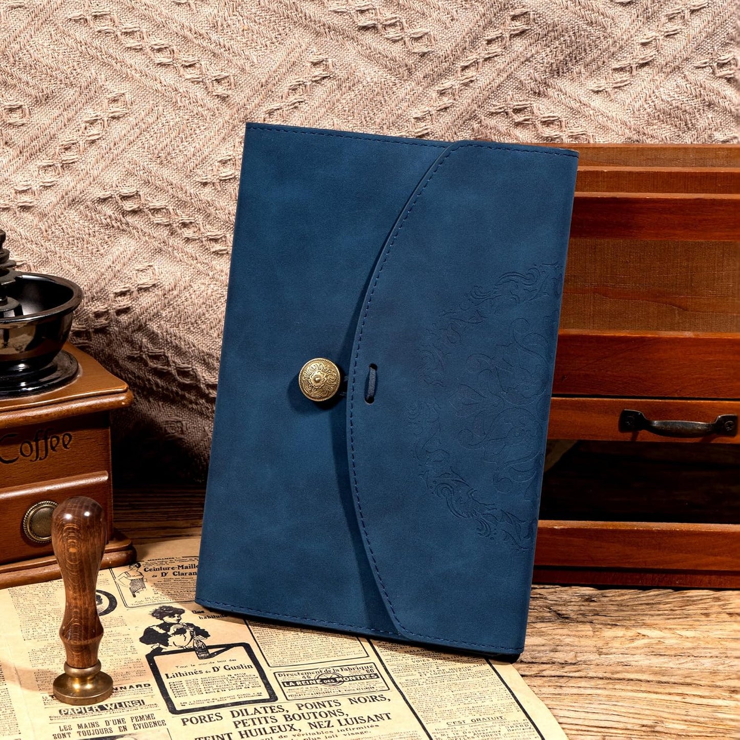 MINICAGIE Journal Notebook for Men Women Gifts Hardcover Leather Mens Journals for Writing 288 Pages 100 Gsm Paper Thick Journaling Notebooks for Work Diary, 5.7x8.3 In, Blue