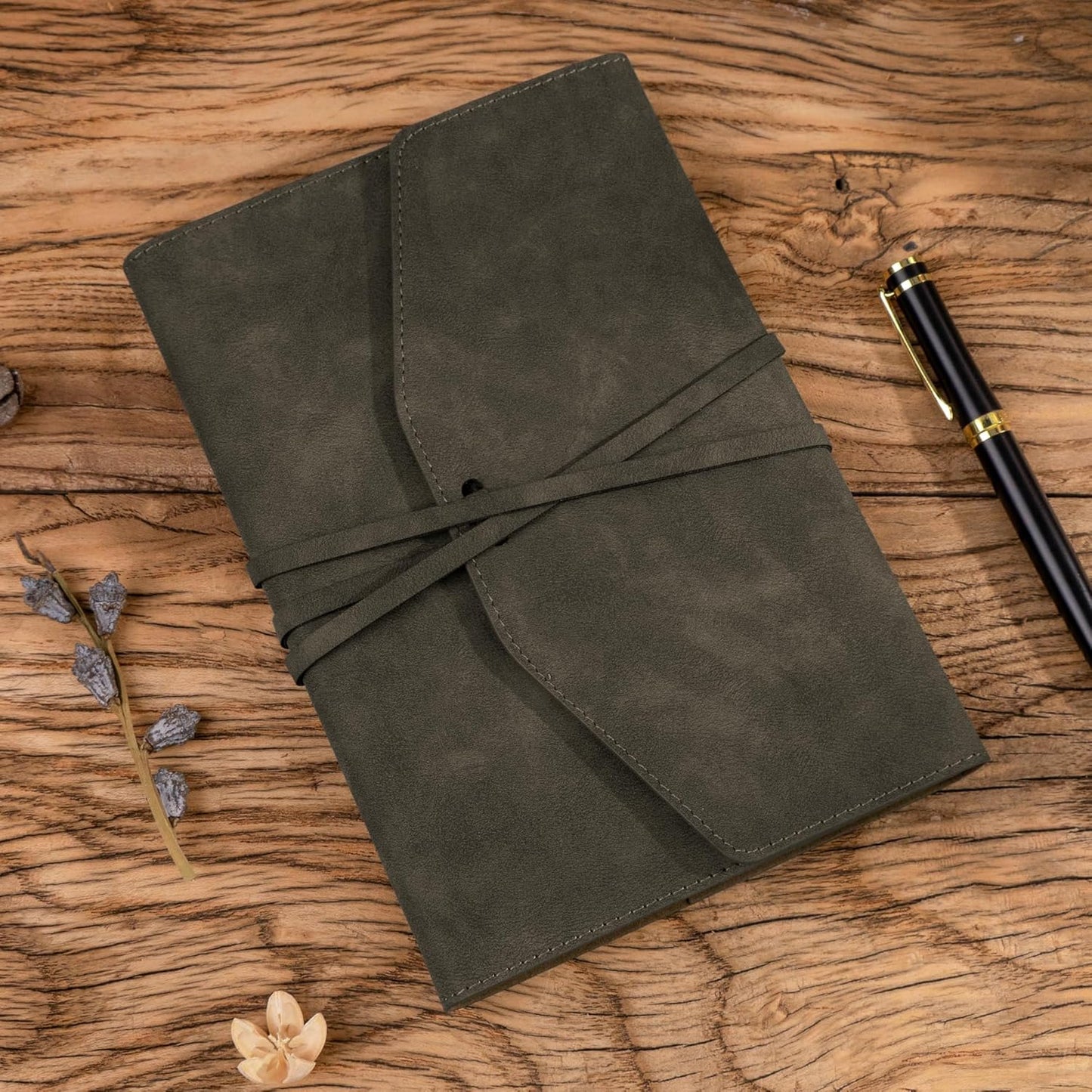 MINICAGIE Journal Notebook for Men Women Gifts Hardcover Leather Mens Journals for Writing 288 Pages 100 Gsm Paper Thick Journaling Notebooks for Work Diary, 5.7x8.3 In, Blue