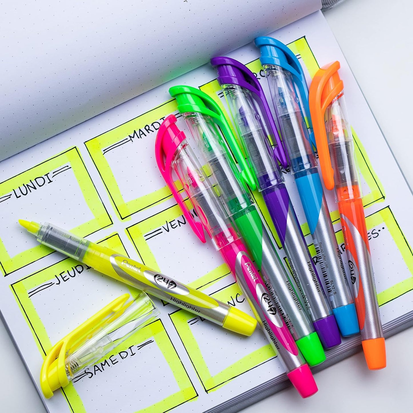 Pentel Highlighters, Chisel Point, Bleed Resistant, Light Green (PENSL12K)